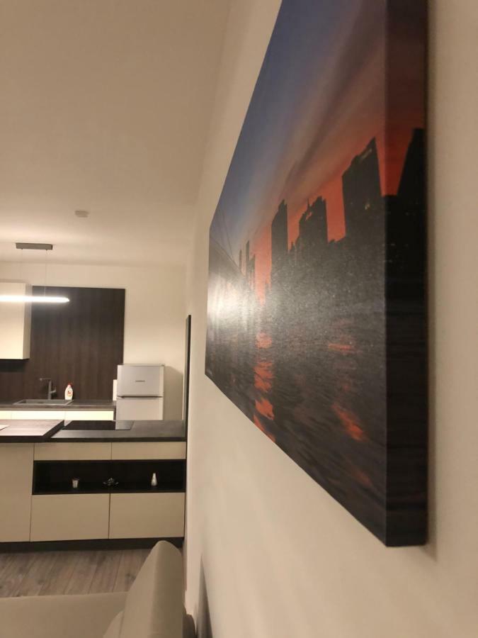 Garden Apartman Radnica - Private Parking Included 코시체 외부 사진