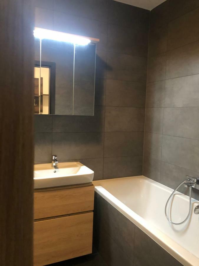 Garden Apartman Radnica - Private Parking Included 코시체 외부 사진